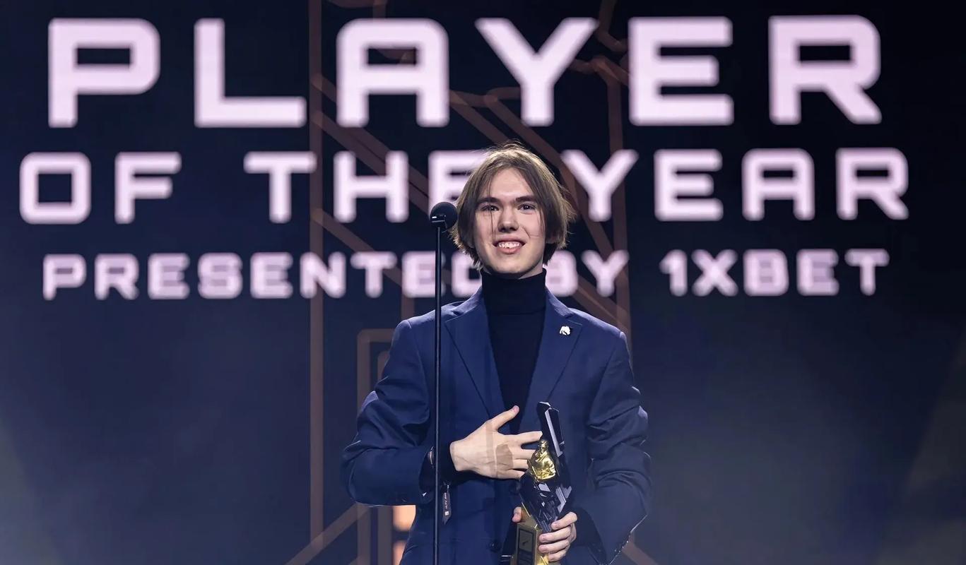 上海Major美洲RMR： M80 2-1 Bestia 保留资格希望