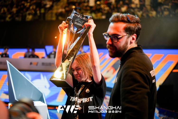 什么是“博彩中的心理账户分离”？解析为何你敢挥霍赢来的钱。（为什么赢来的钱更容易挥霍：解读博彩中的心理账户分离）