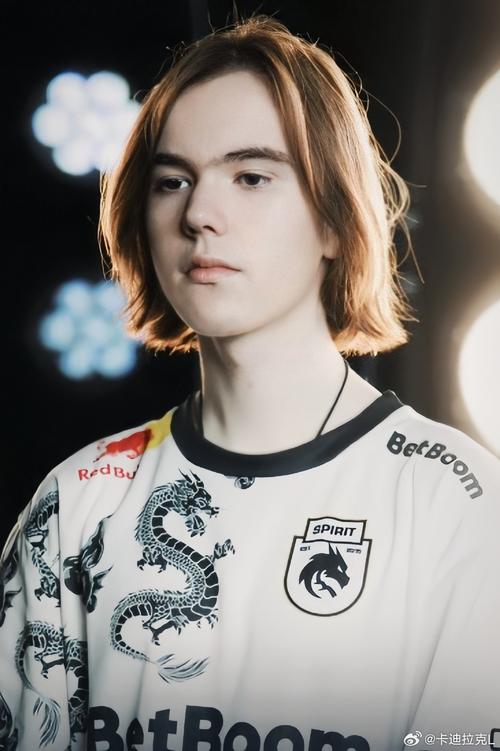 Shakespeare 的纯粹游戏！ Lucid 的猴子般的团队战斗毫不留情